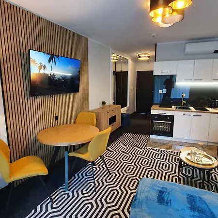 Gold Horizon Solny Z Klimatyzacja I Garazem Kołobrzeg