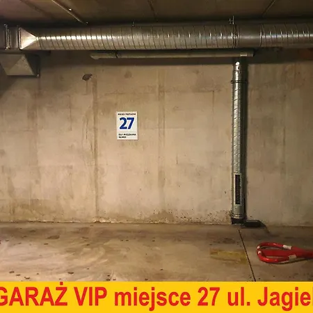 Gold Horizon Solny Z Klimatyzacja I Garazem Lägenhet *